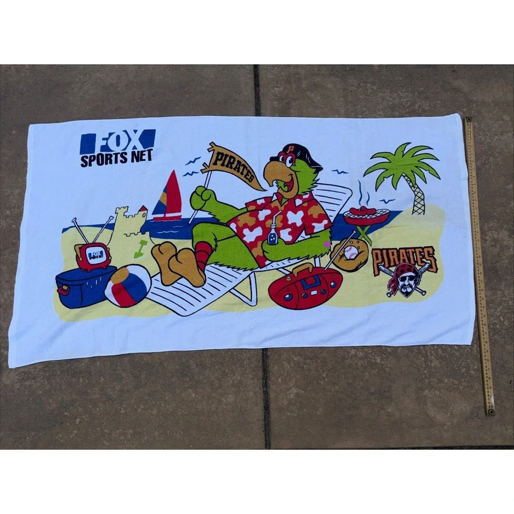 Vintage Pittsburgh Pirates Beach Towel Parrot‎